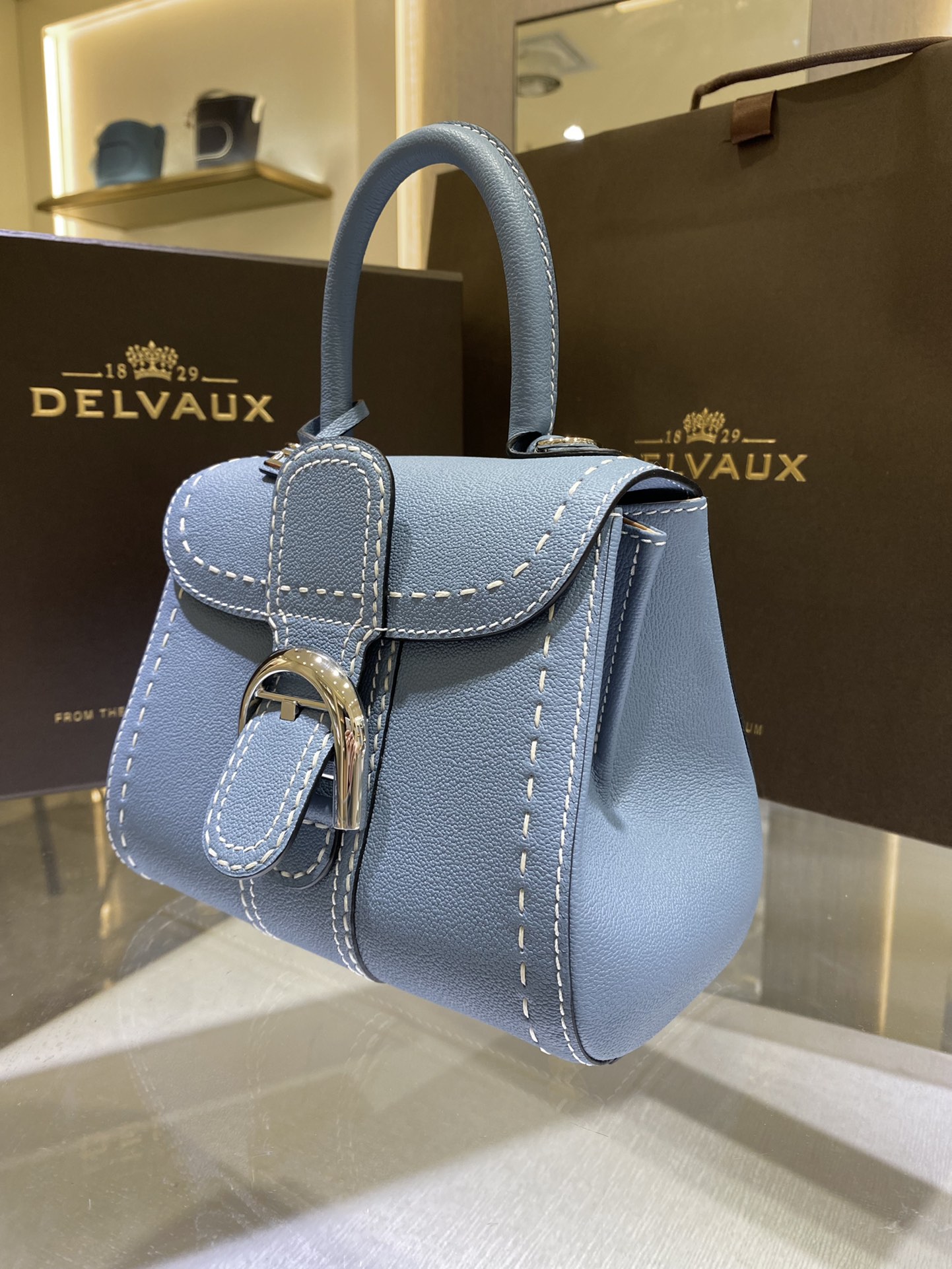 델보 브리앙 박스백 미니